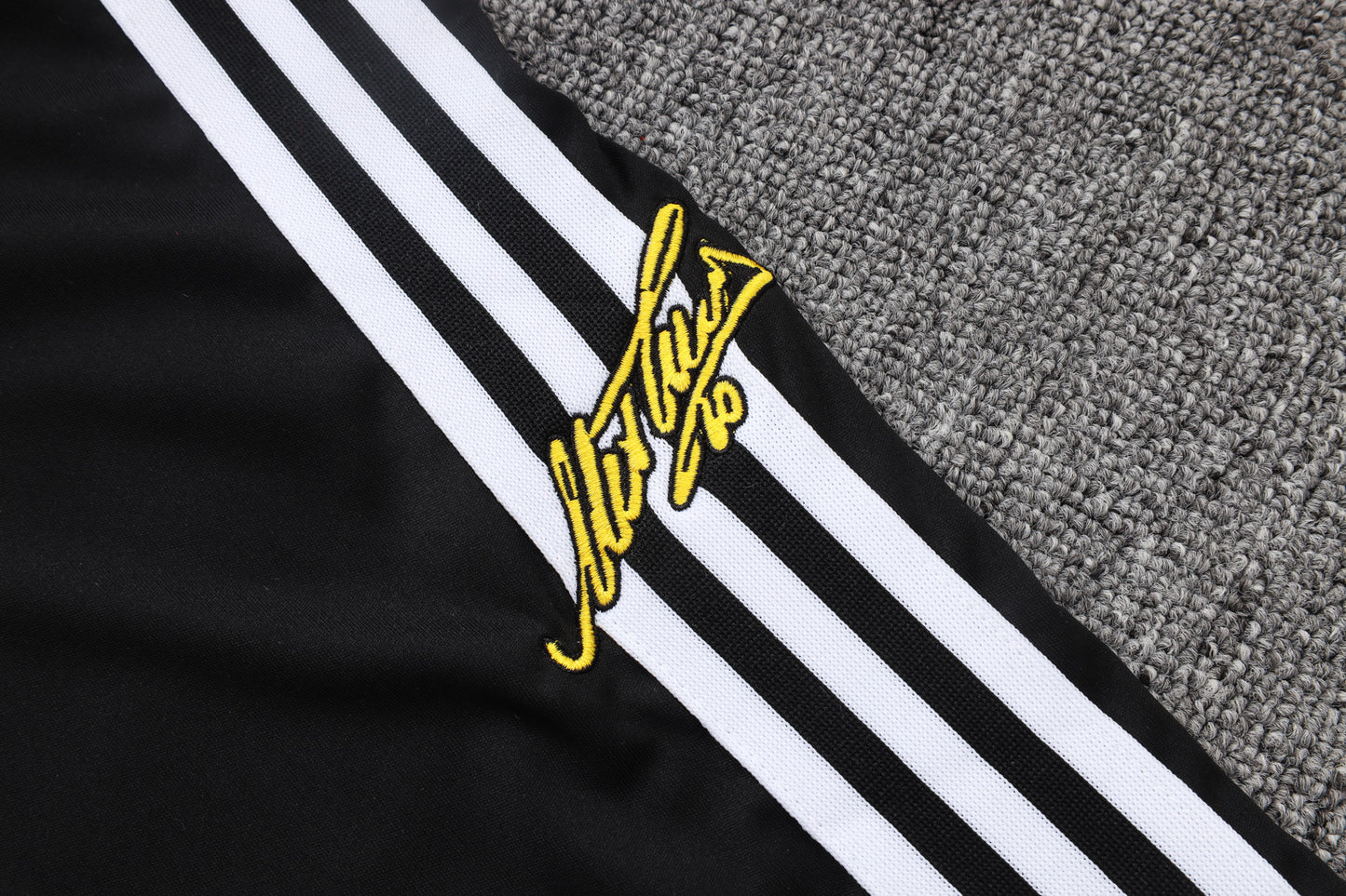 Juventus 1/4 Zip Tracksuit Set - Classic Black