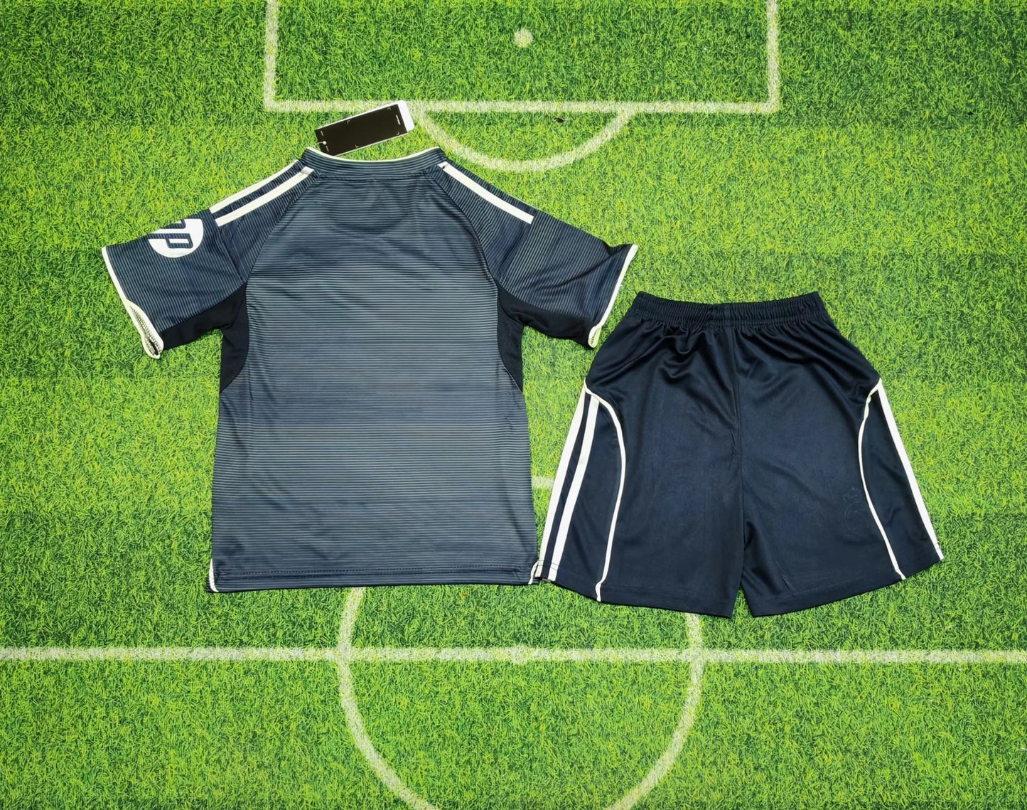 Real Madrid 2025/26 Away - Kids