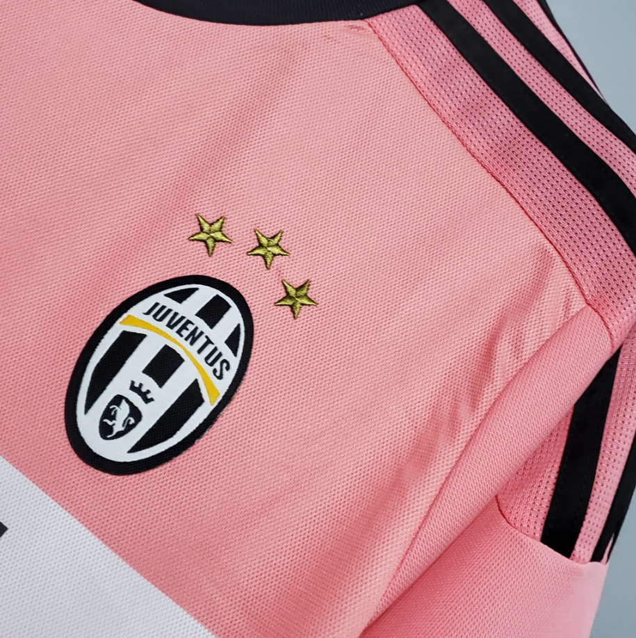 Juventus 2015/16 Away