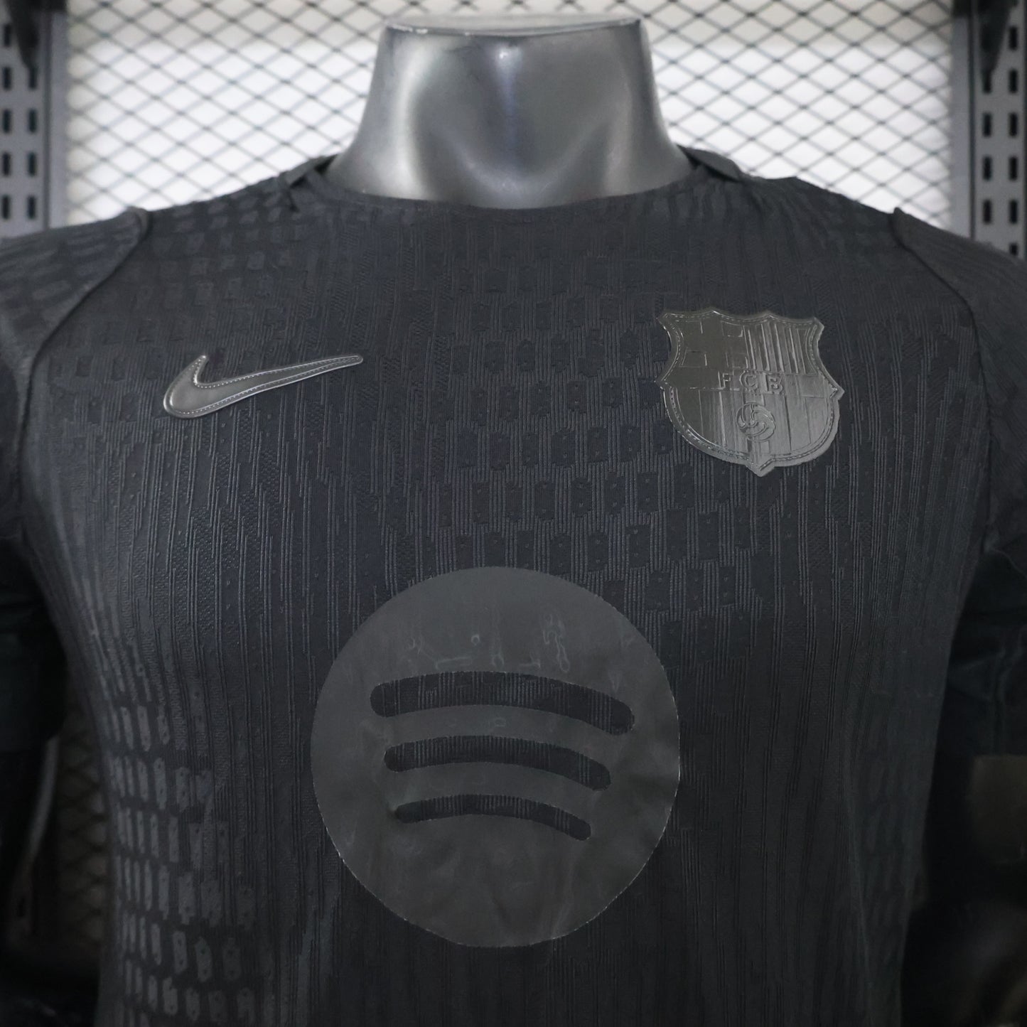 Barcelona 2026/27 'Black Out'