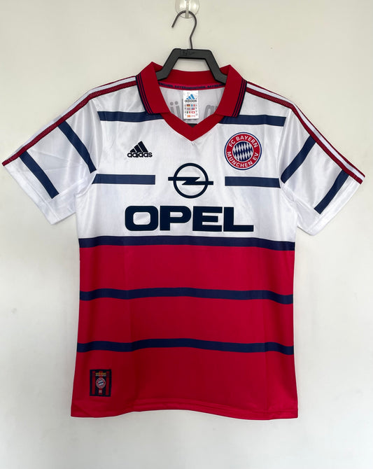 Bayern Munich 1998/00 Away