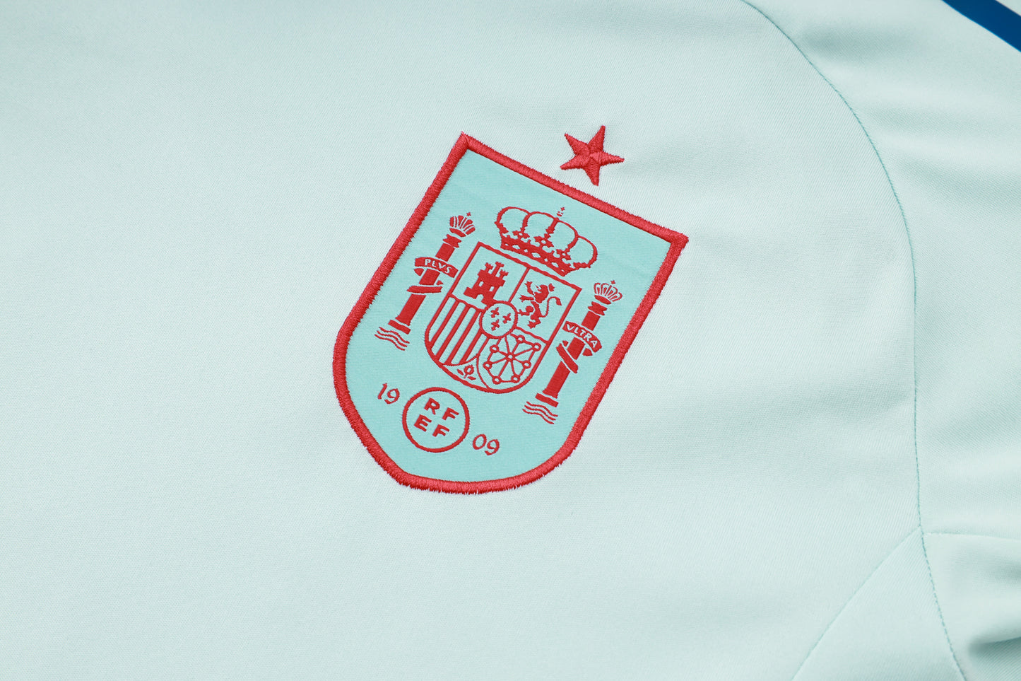 Spain Training Kit - Mint/Blue