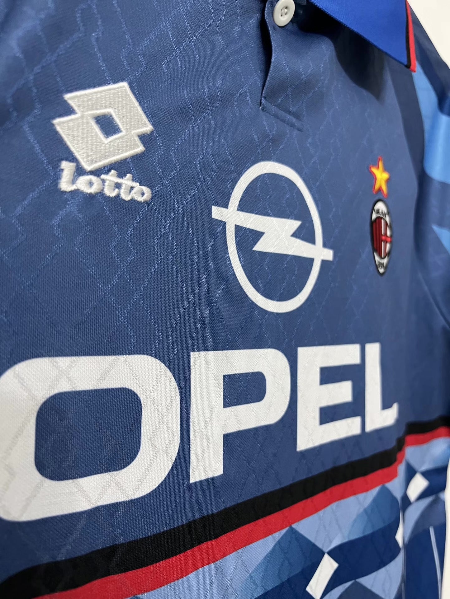 AC Milan 1995/96 Away