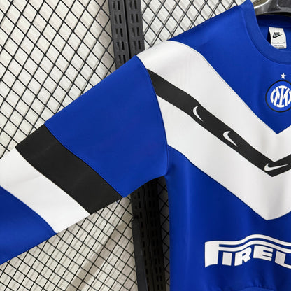 Inter Milan Retro Lifestyle Sweatshirt