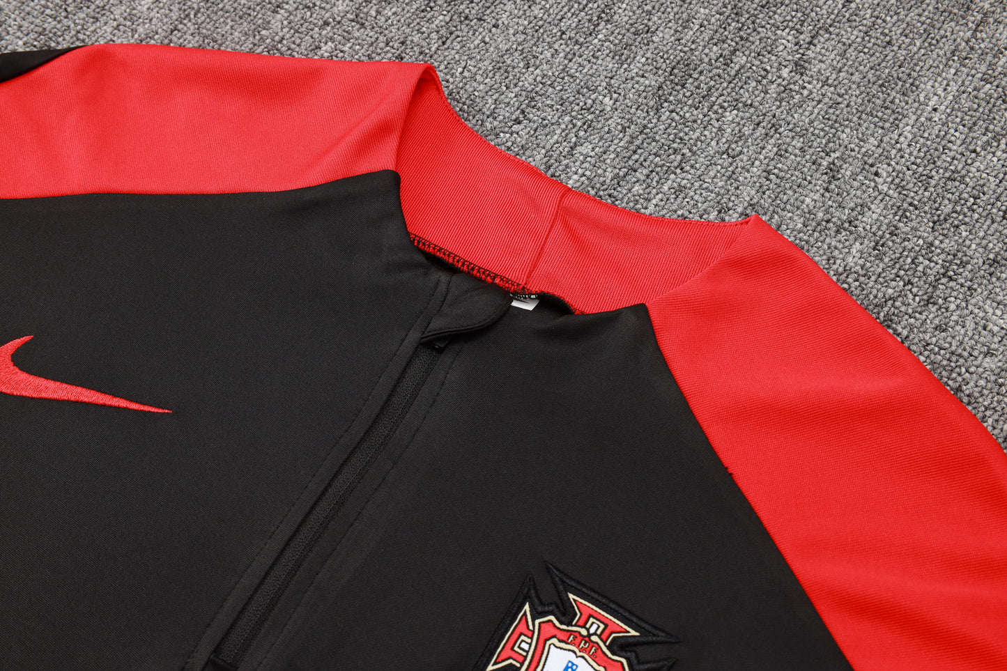 Portugal 1/4 Zip Tracksuit Set Black/Red