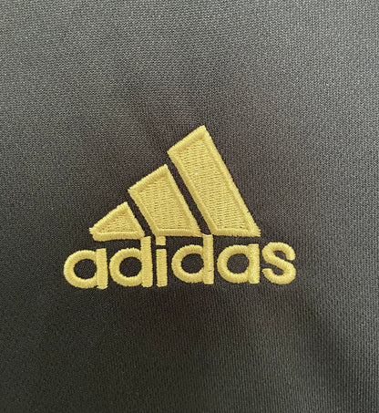 Juventus 2015/16 Third