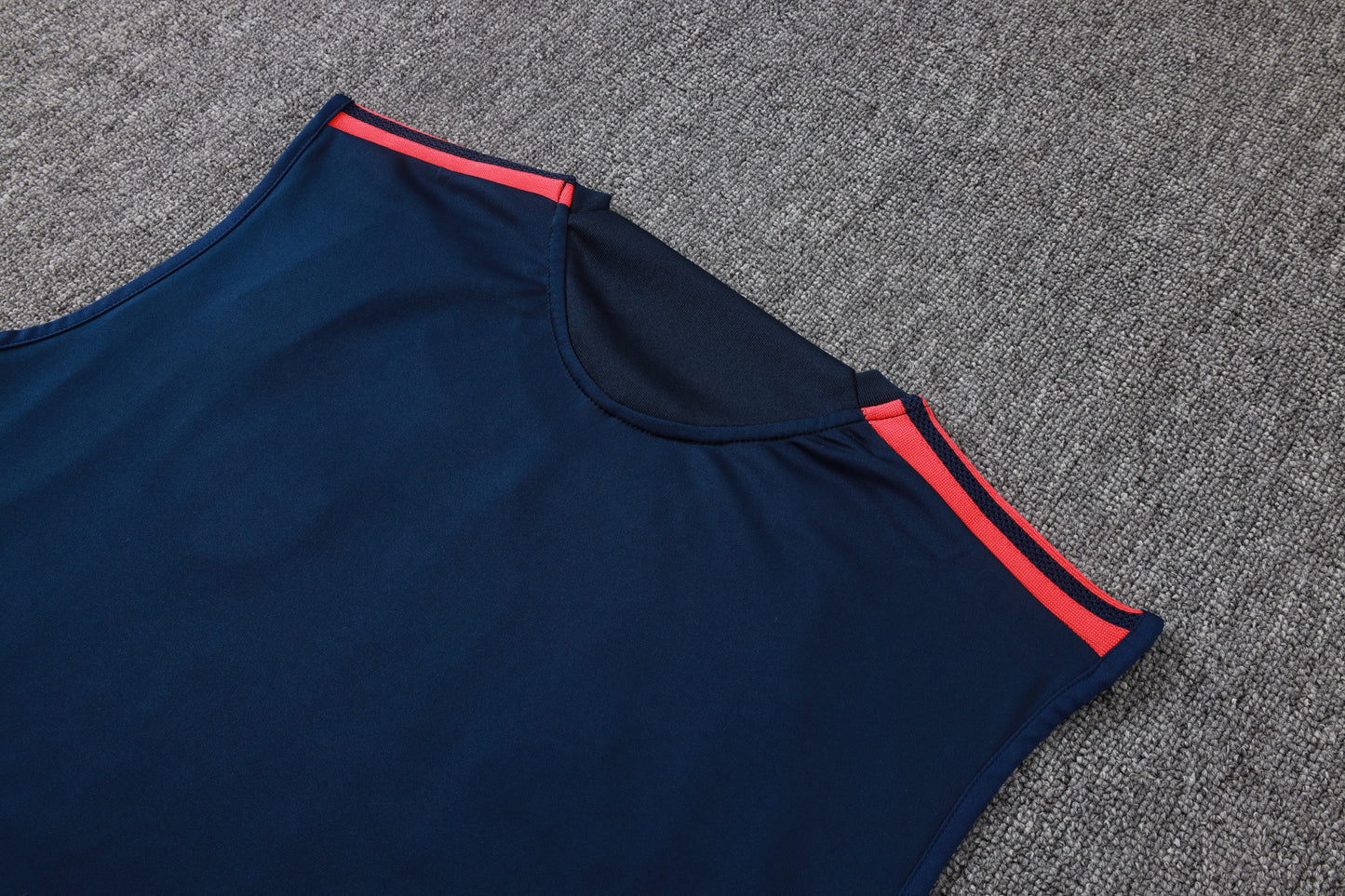 Colombia Sleeveless Training Kit - Navy/Blue