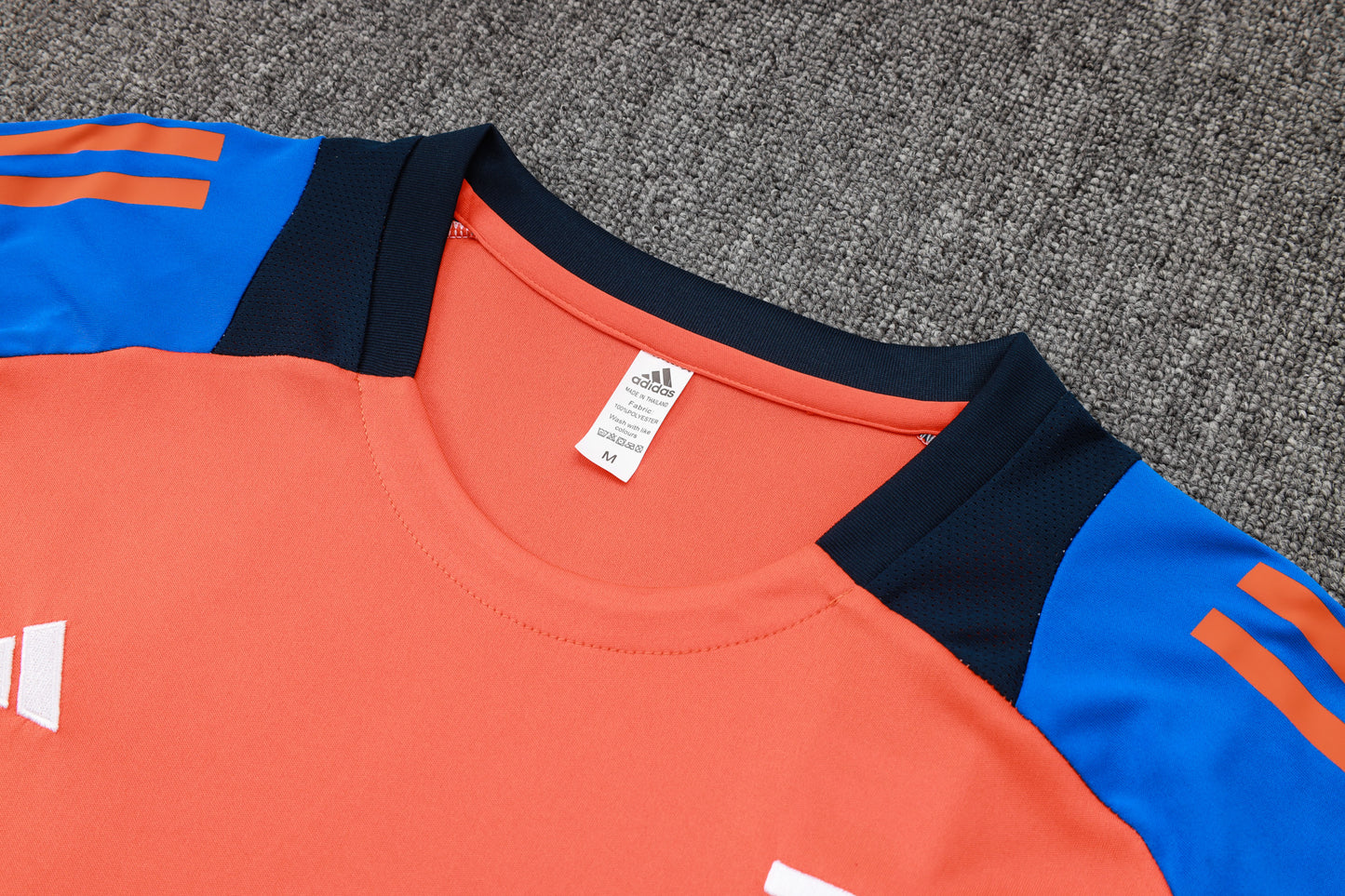 Juventus Training Kit - Orange/Blue/Navy