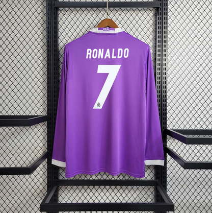 Real Madrid 2016/17 Away