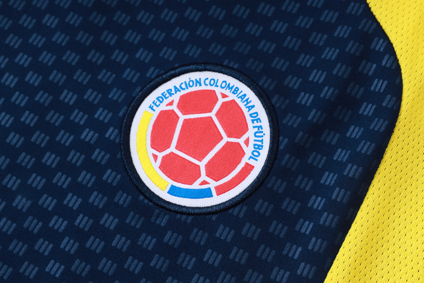 Colombia Sleeveless Training Kit - Navy/Blue