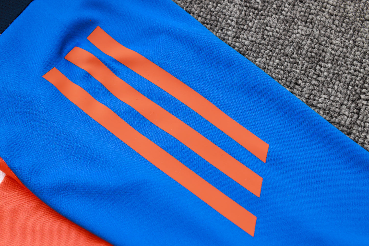 Juventus Training Kit - Orange/Blue/Navy