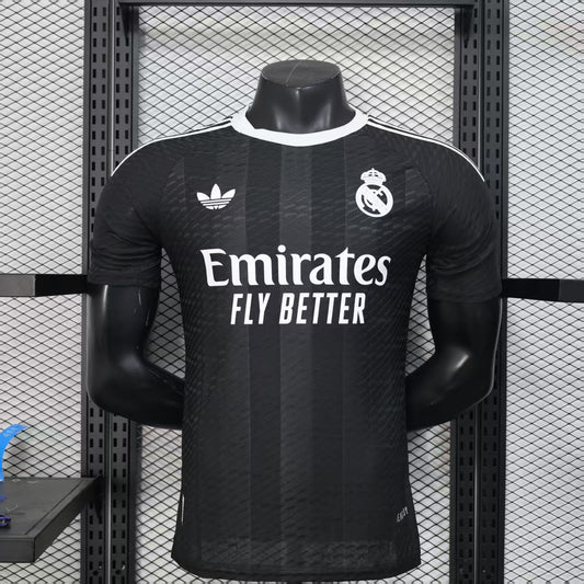 Real Madrid 2025/26 GK Third