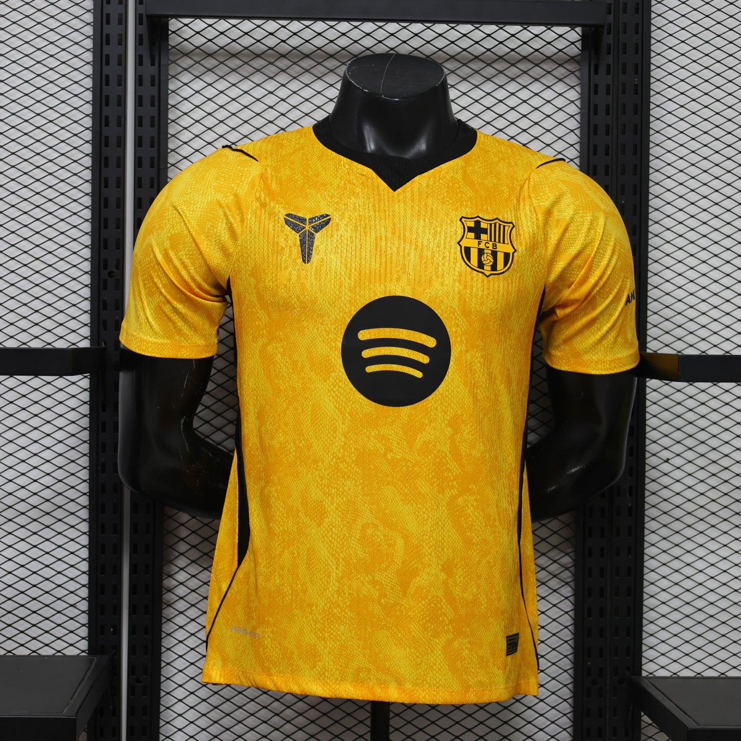 Barcelona 2026/27 GK 4