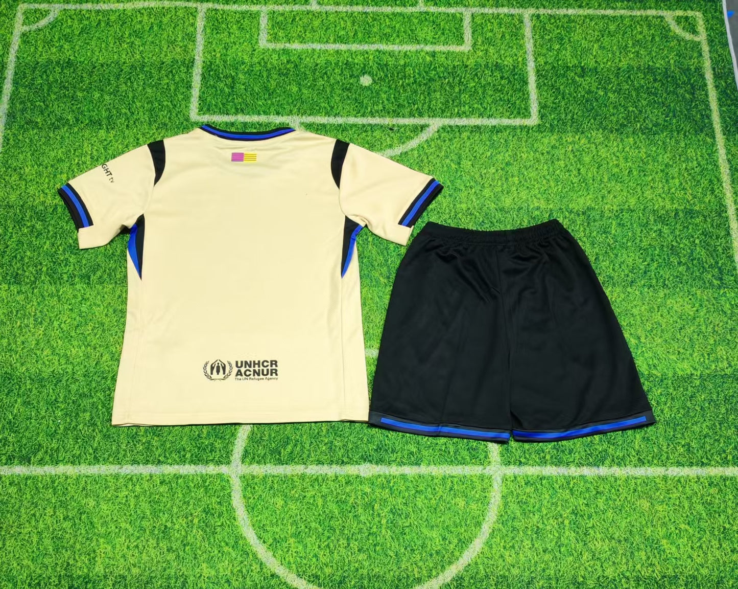 Barcelona 2025/26 Away - Kids