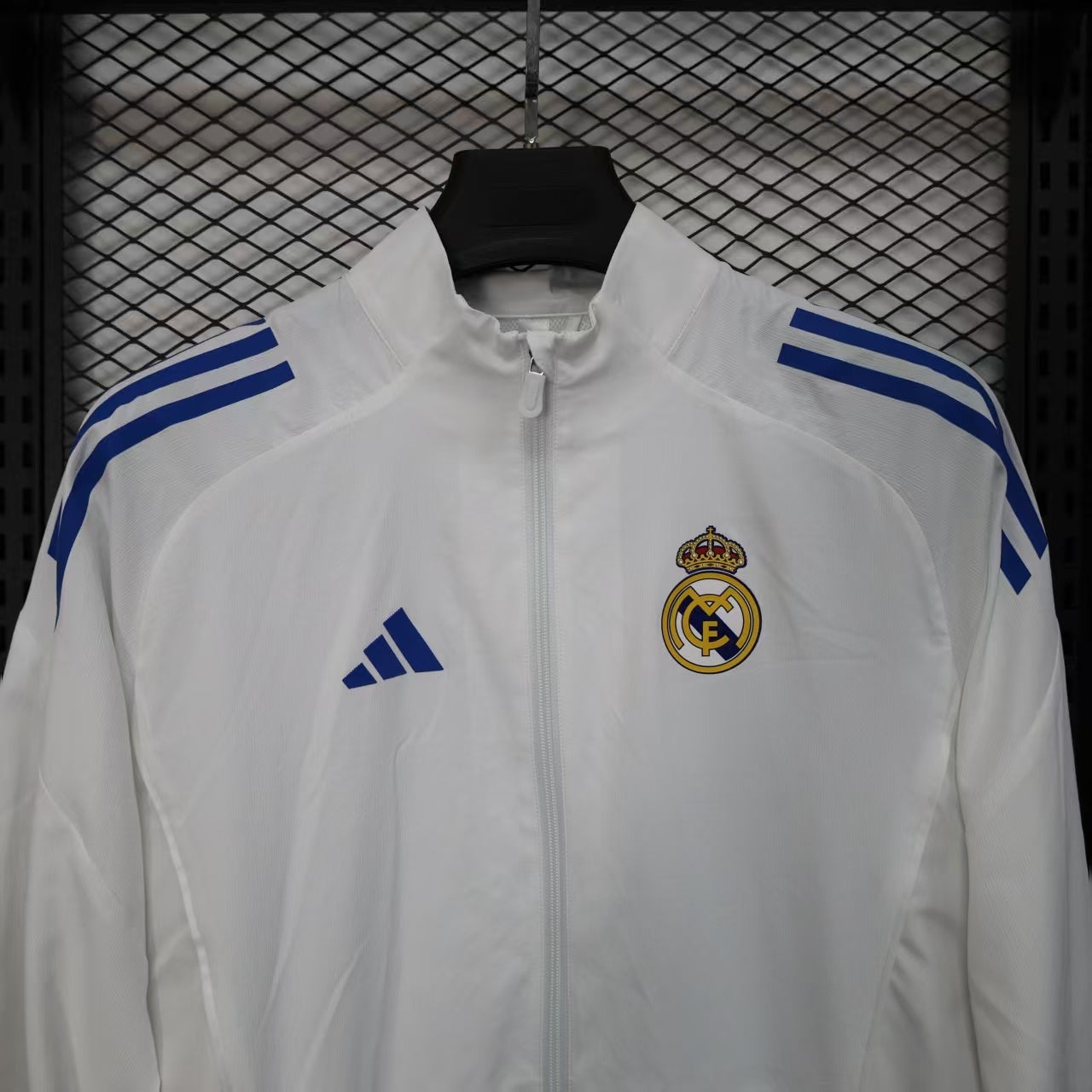 Real Madrid 2025/26 Windbreaker - White