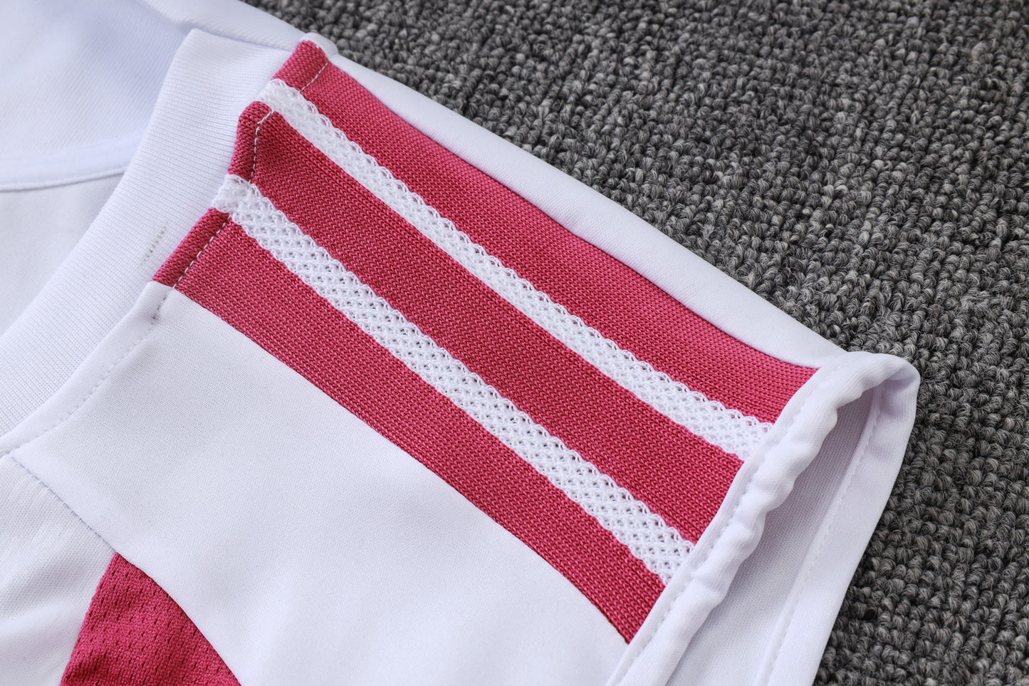 Real Madrid Sleeveless Training Kit - Home