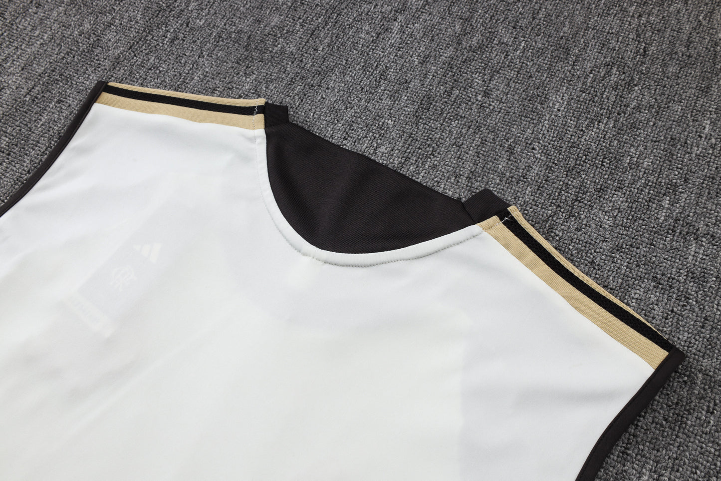 Flamengo Sleeveless Training Kit - White/Black/Gold