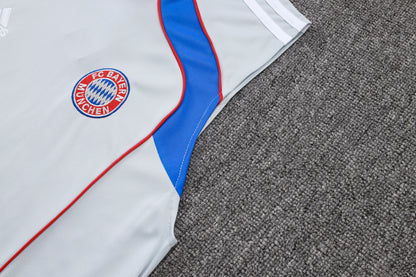 Bayern Munich Sleeveless Training Kit - Retro V2
