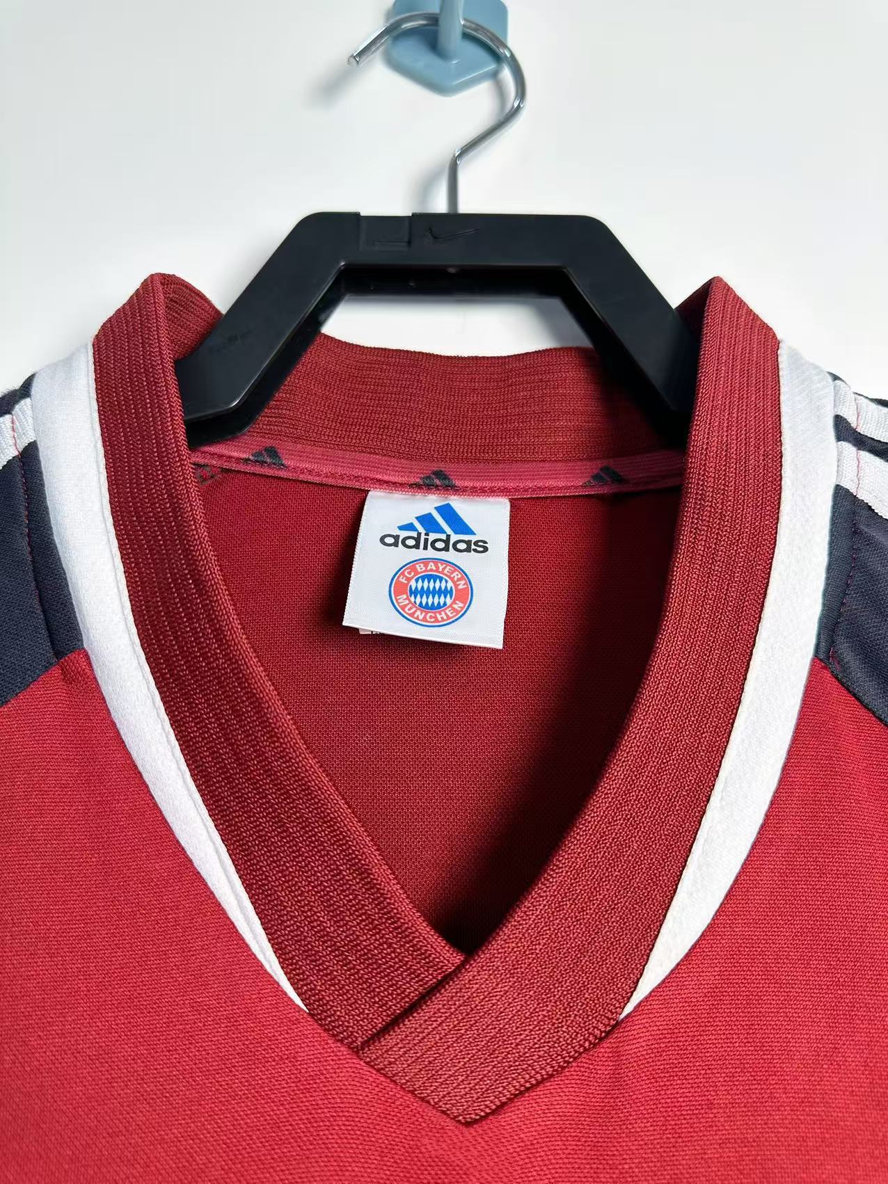 Bayern Munich 2001/02 Home