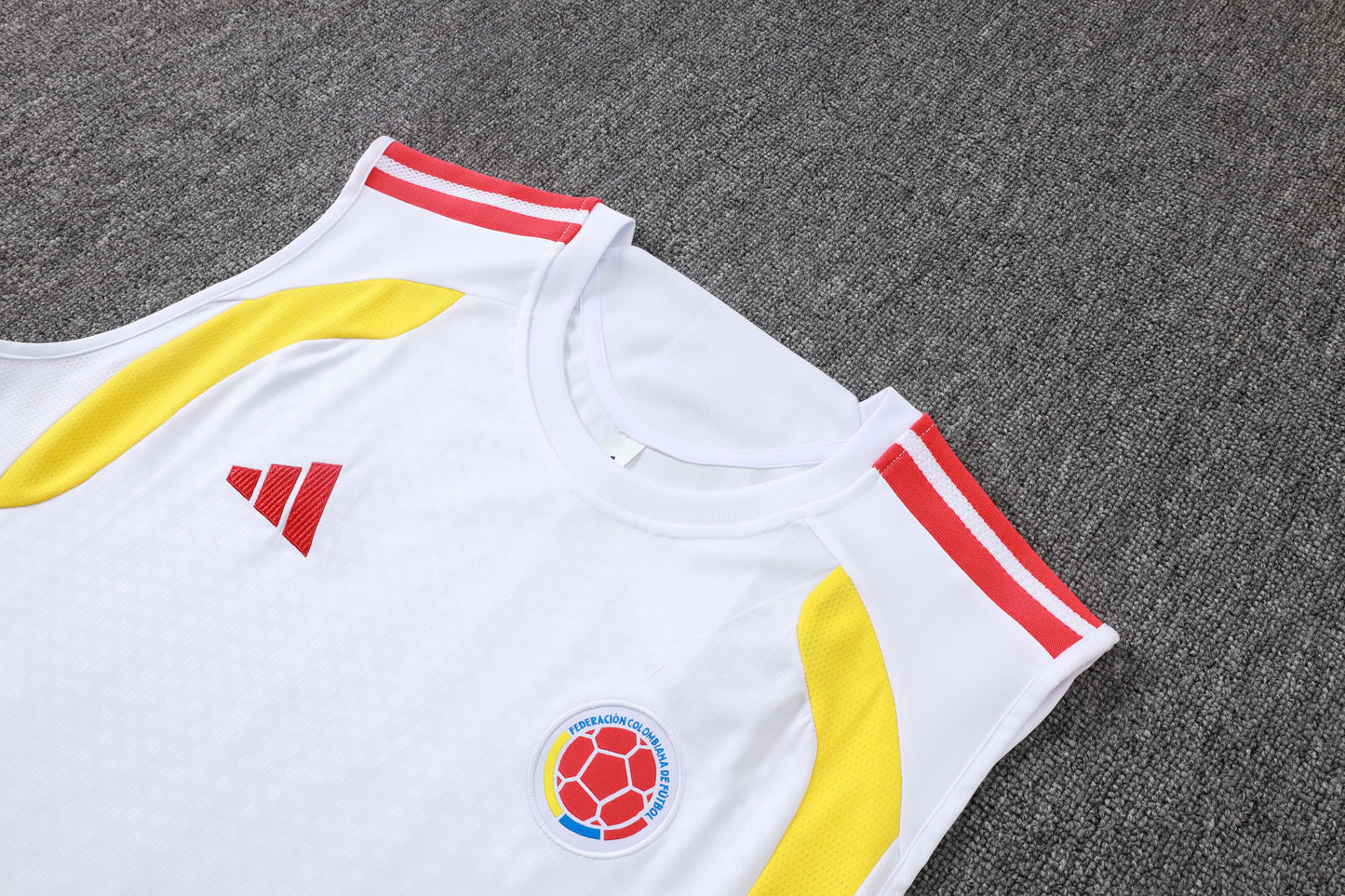 Colombia Sleeveless Training Kit - White/Navy