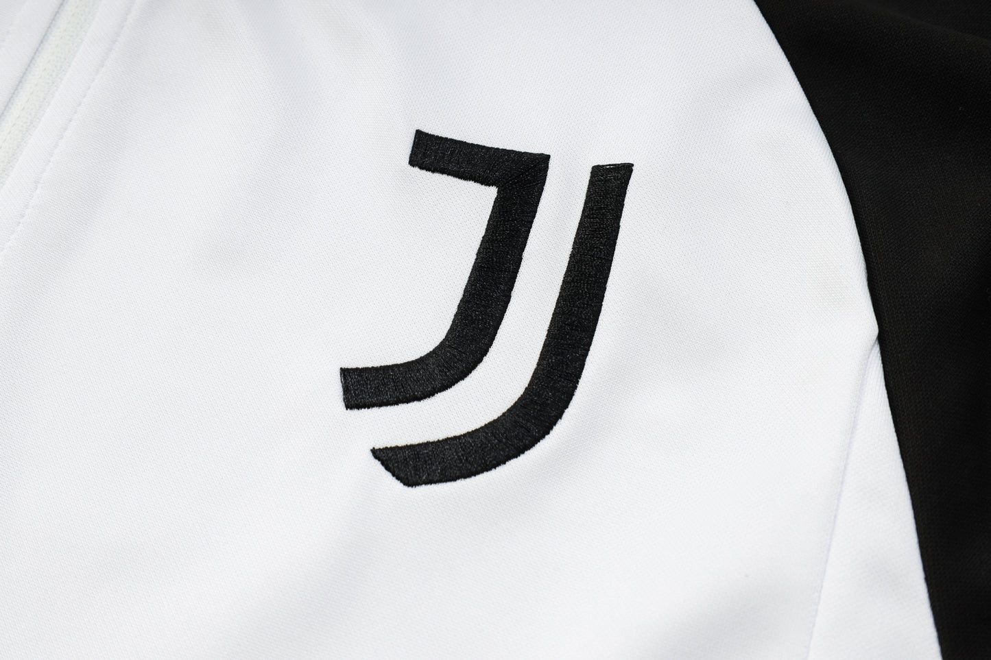 Juventus 1/4 Zip Tracksuit Set White/Pink/Black