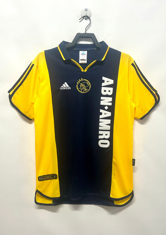 Ajax 2000/01 Away