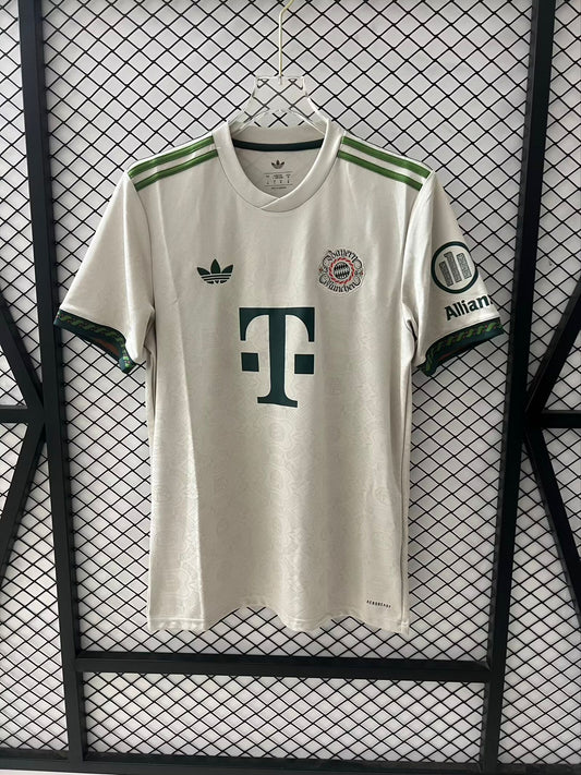 FC Bayern Munich 2025/26 'Oktoberfest'
