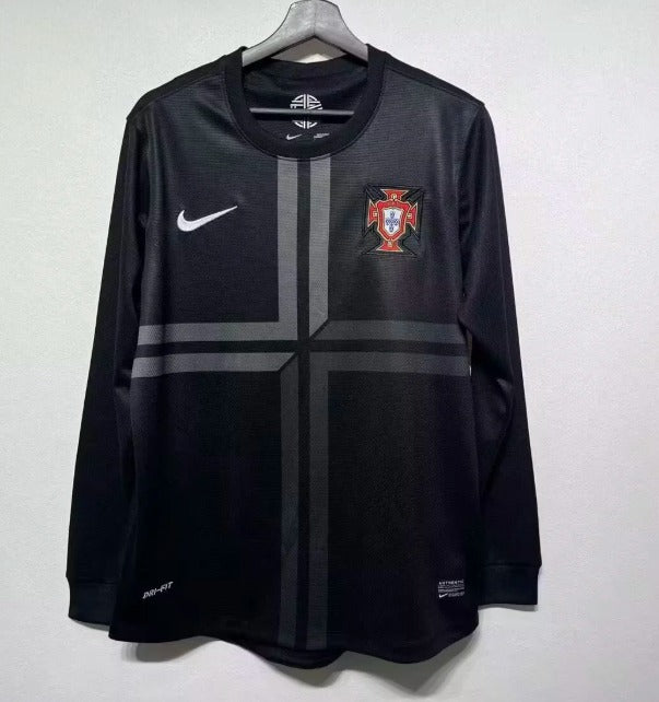 Portugal 2013 Away
