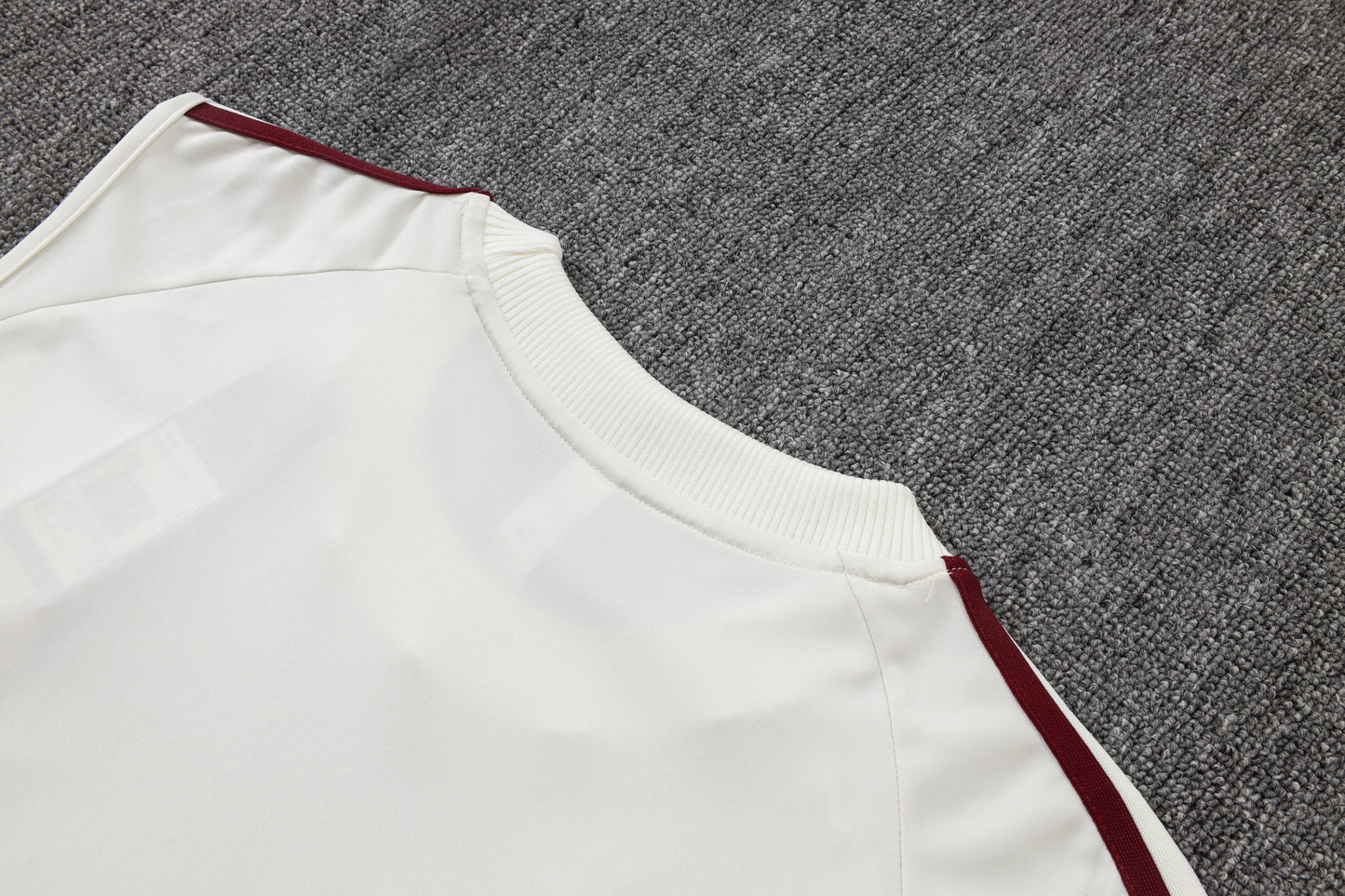 Spain Sleeveless Training Kit - Classic Away