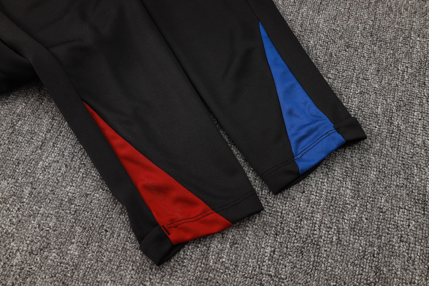 Barcelona 1/4 Zip Tracksuit Set Black/Red/Blue