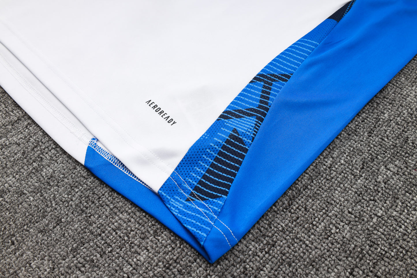 Italy Training Kit (3/4 Pants) - White/Azure/Navy