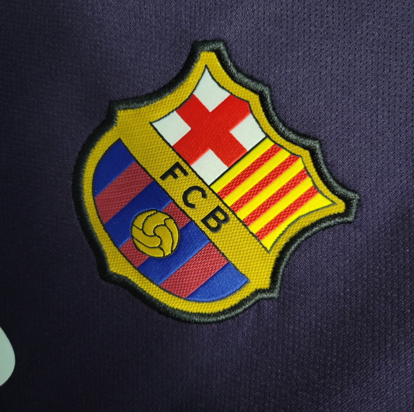 Barcelona 2016/17 Away