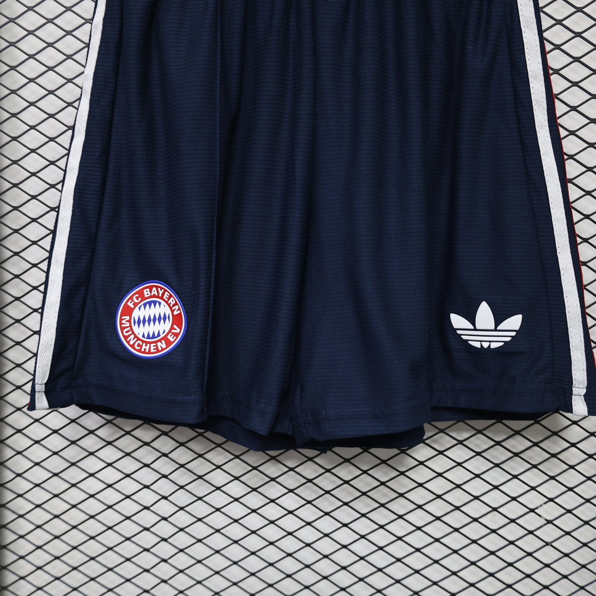 Bayern Munich 2026/27 Shorts - Away
