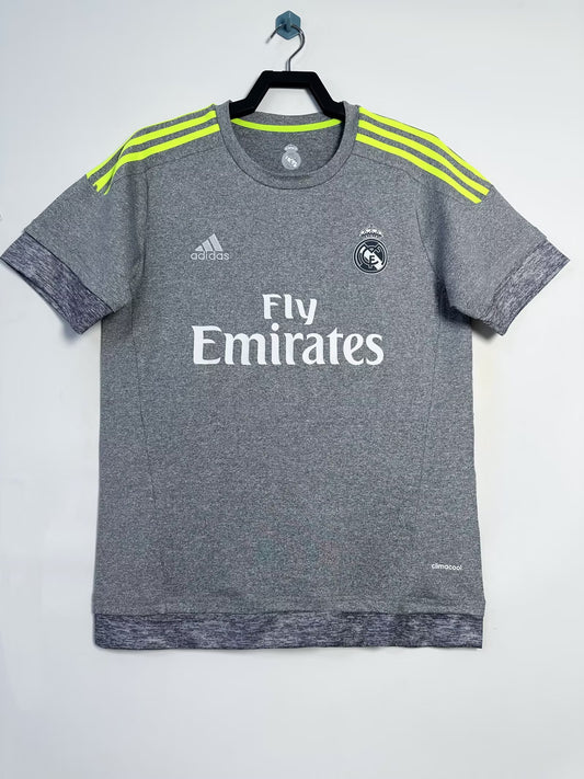 Real Madrid 2015/16 Away