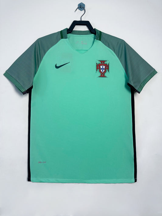 Portugal 2016 Away
