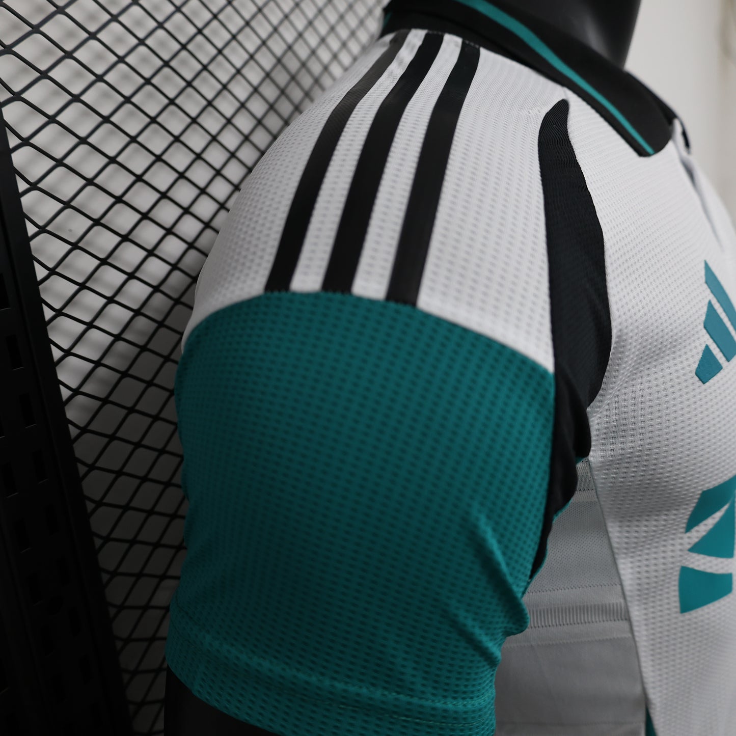 Newcastle United 2024/25 Third