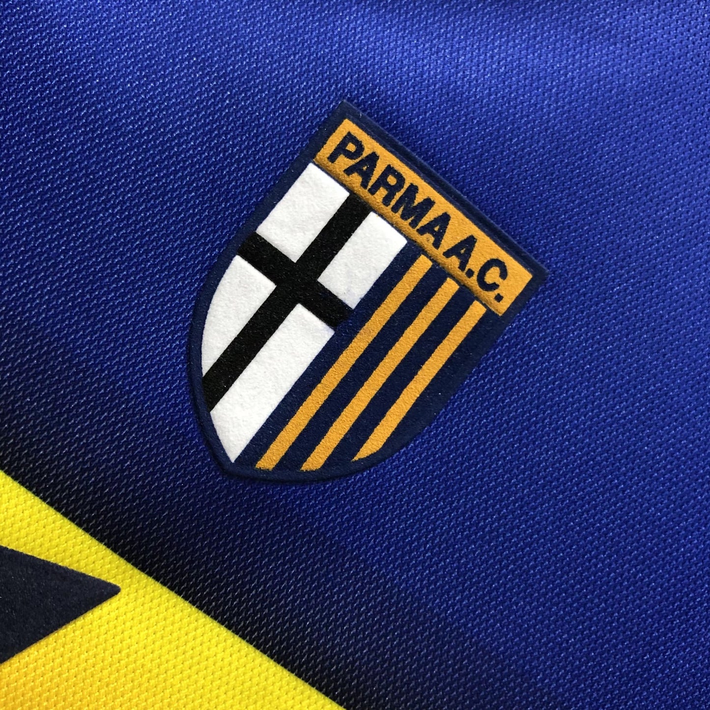 Parma AC 2001/02 Home
