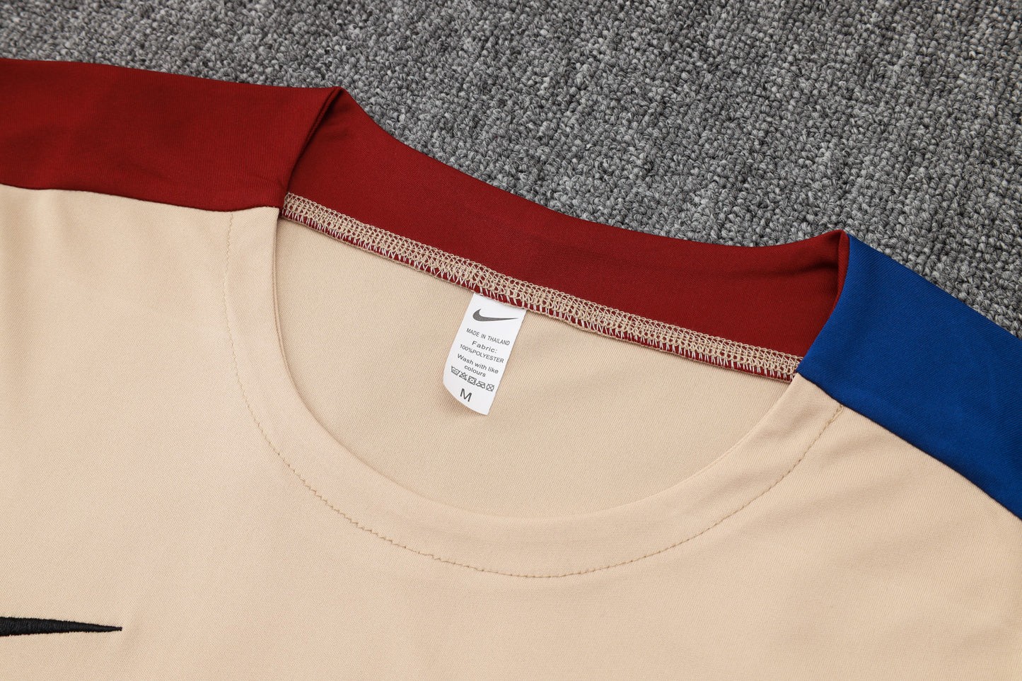 Barcelona Training Kit - Beige