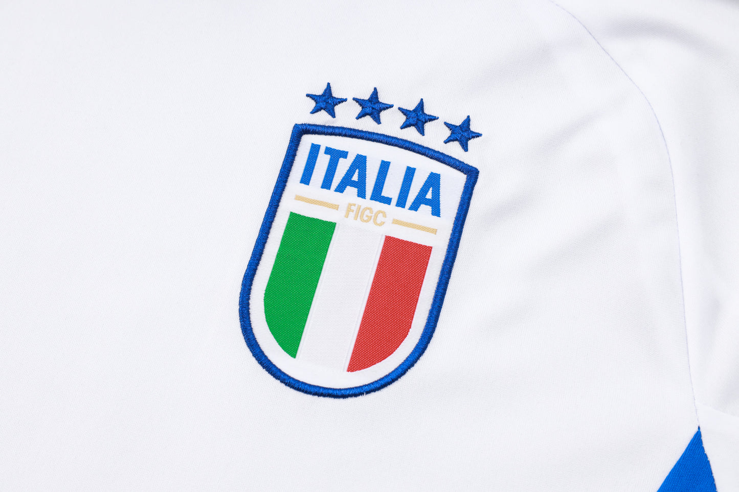 Italy Training Kit (3/4 Pants) - White/Azure/Navy