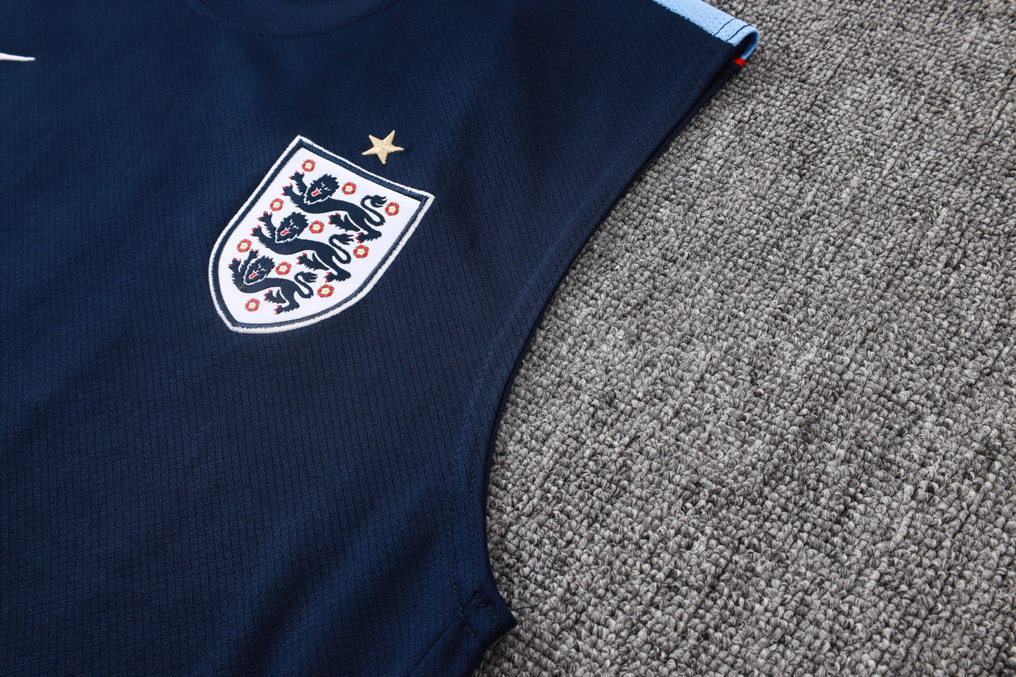 England Sleeveless Training Kit - Navy