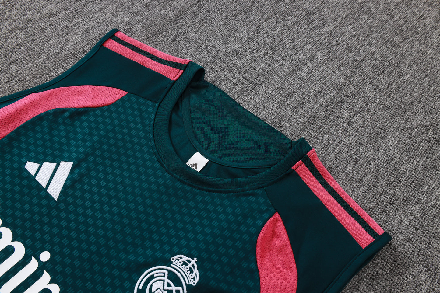 Real Madrid Sleeveless Training Kit - Away