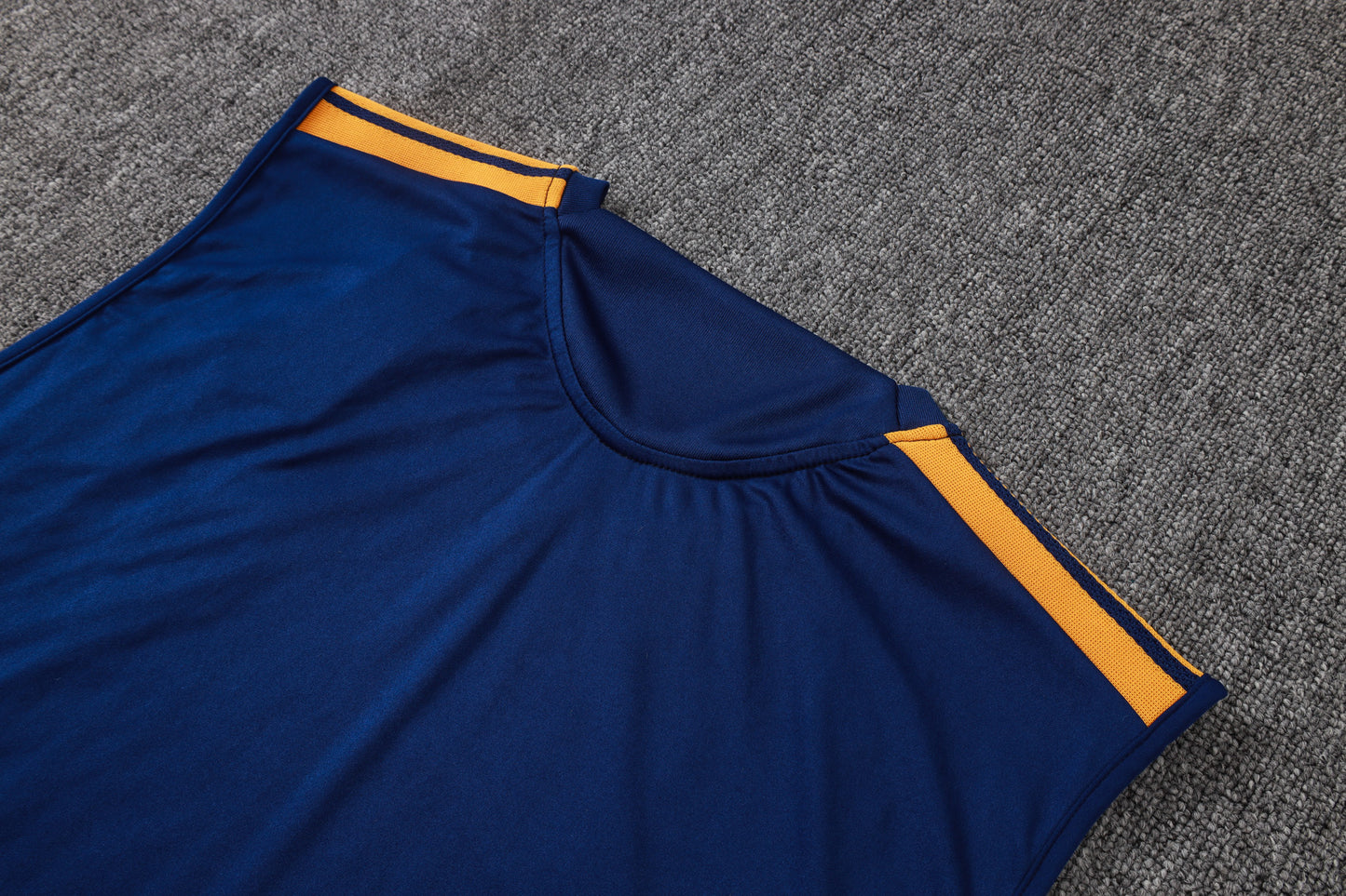 Real Madrid Sleeveless Training Kit - Navy/Gold
