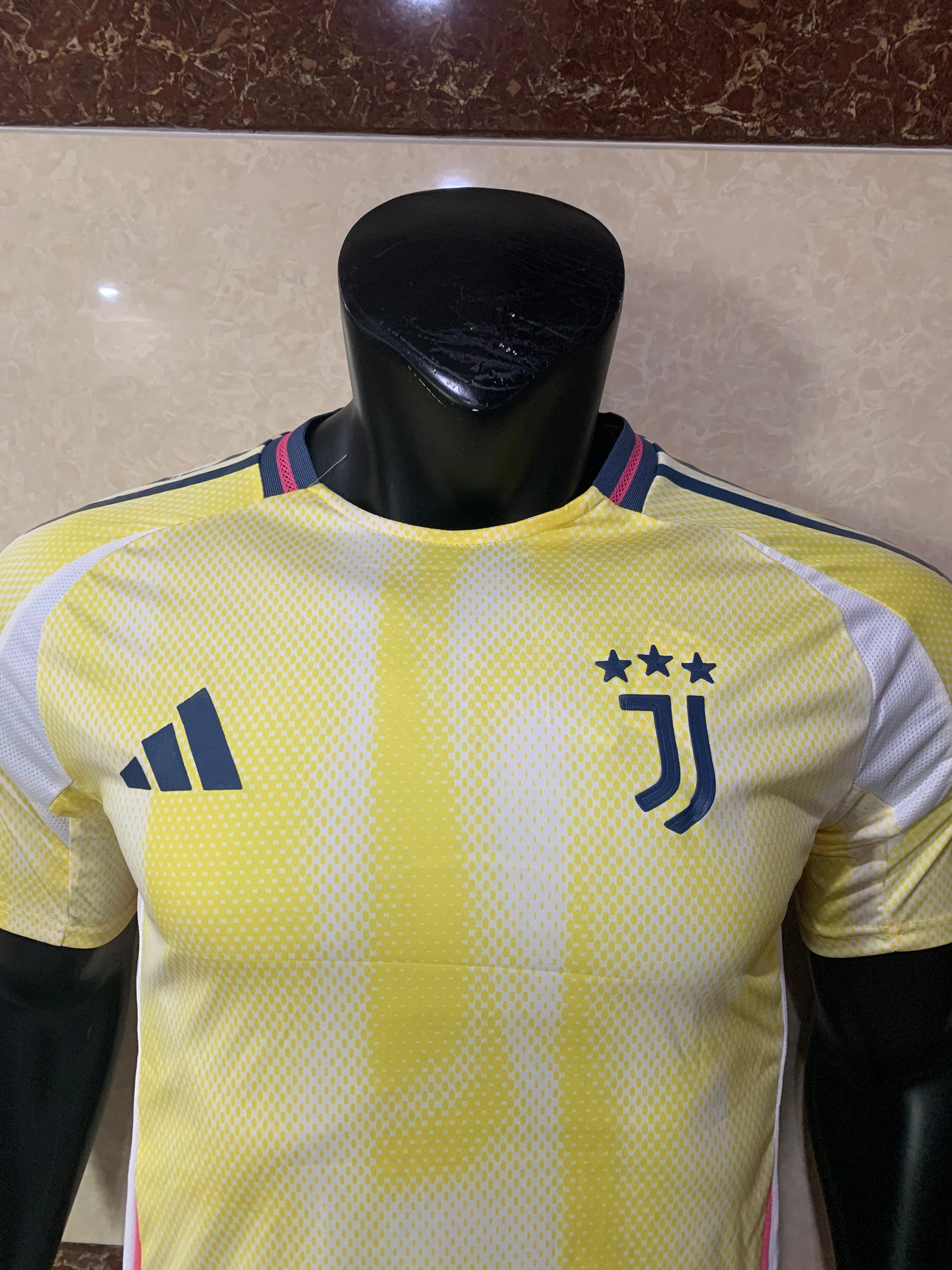 Juventus 2024/25 Away