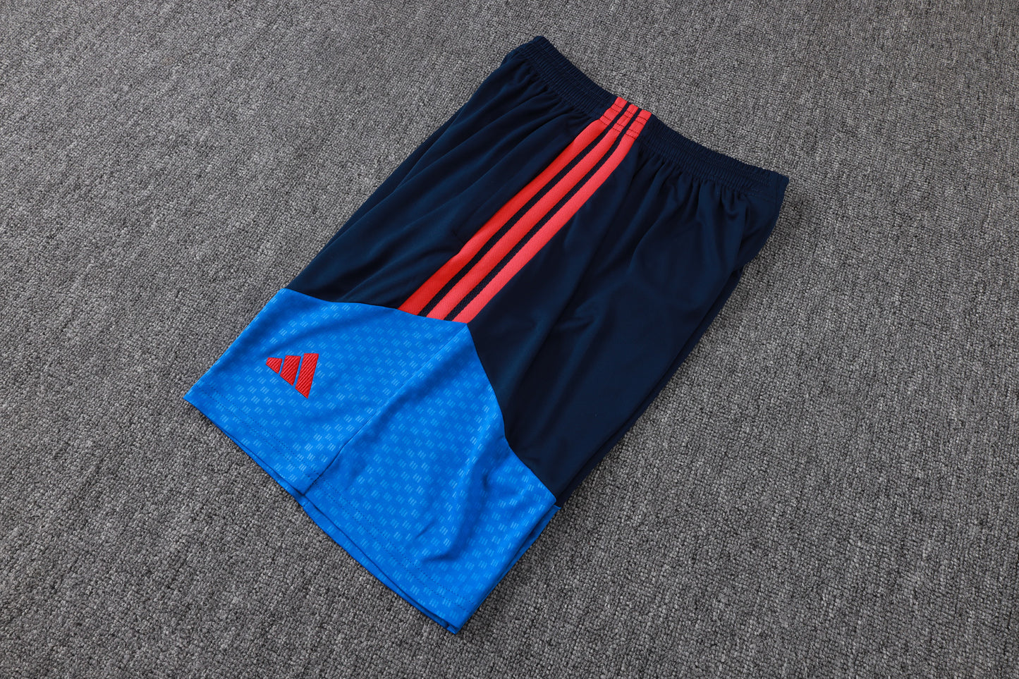 Colombia Sleeveless Training Kit - Navy/Blue