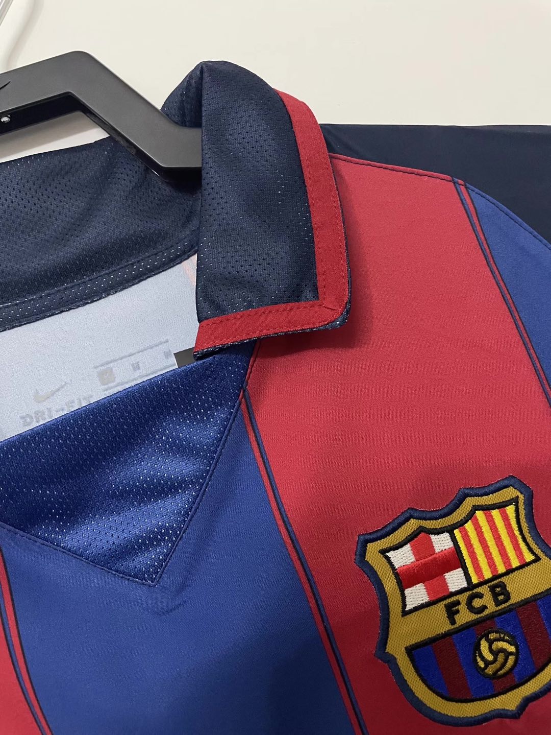 Barcelona 2003/04 Home
