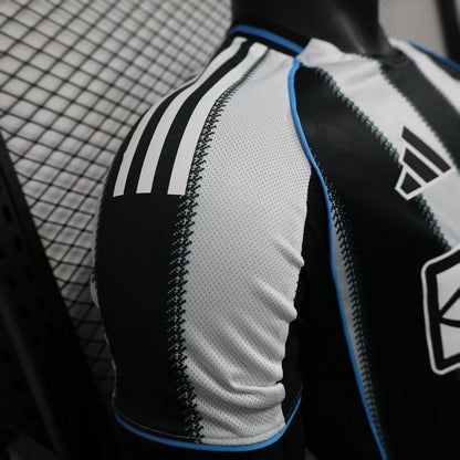 Newcastle United 2025/26 Home