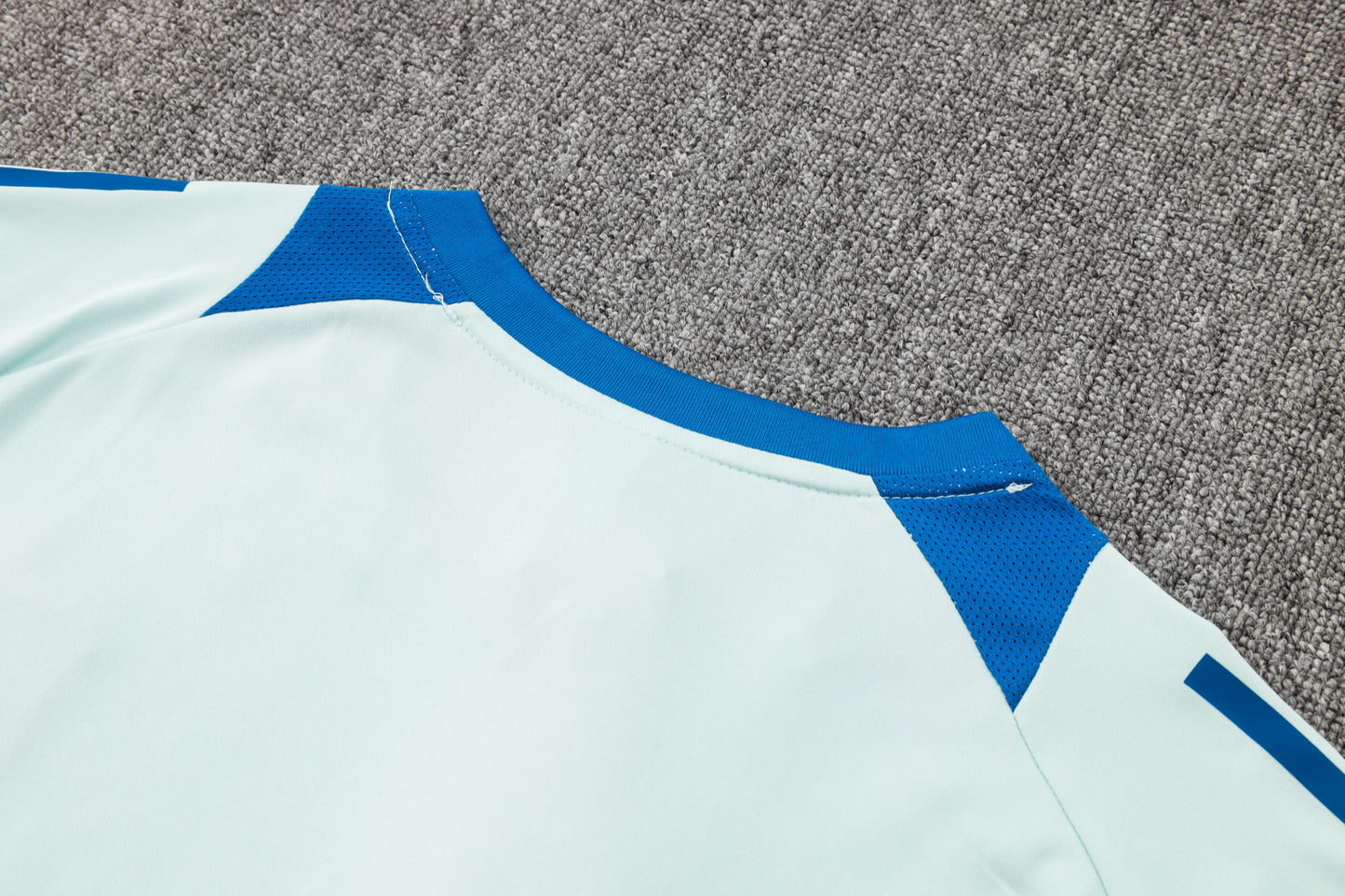Spain Training Kit - Mint/Blue