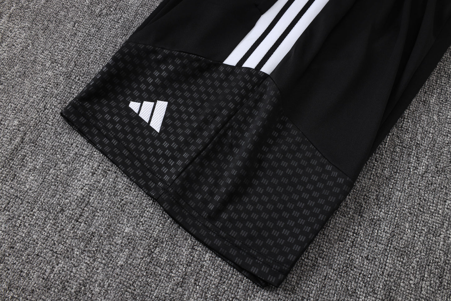Inter Miami Sleeveless Training Kit - Away