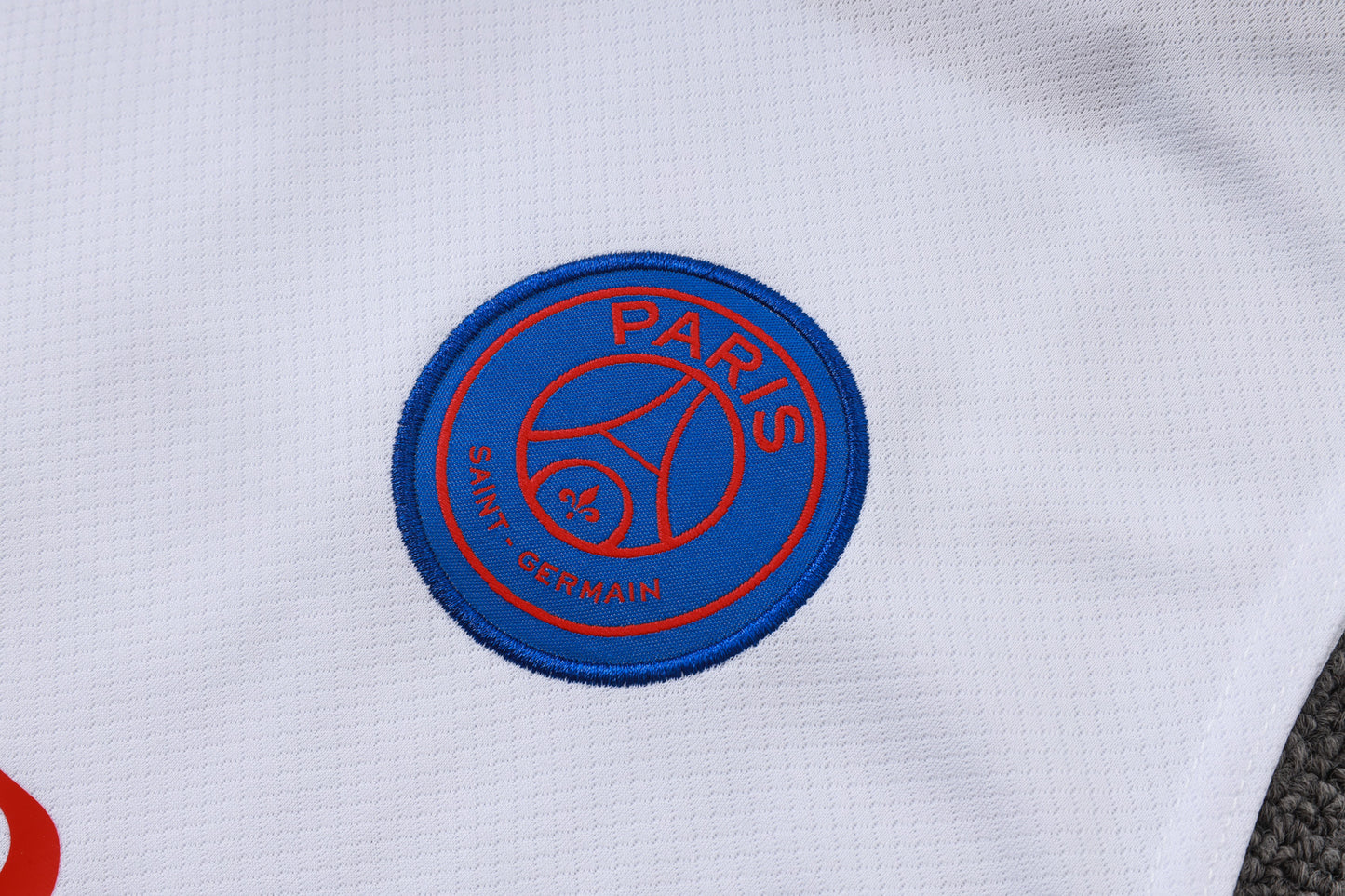 PSG Sleeveless Training Kit - Parisian