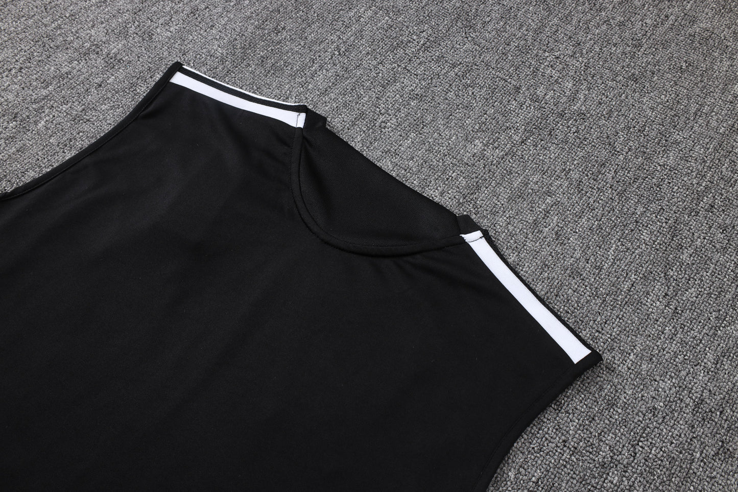Inter Miami Sleeveless Training Kit - Away